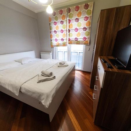 Lux Place Apartments Downtown Kragujevac Dış mekan fotoğraf